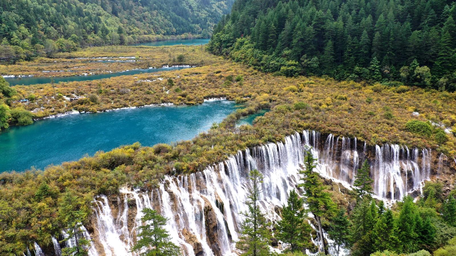 Jiuzhaigou National Park