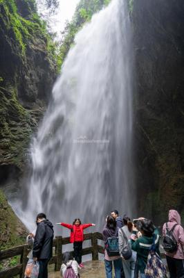 Longshuixia Fissure Gorge