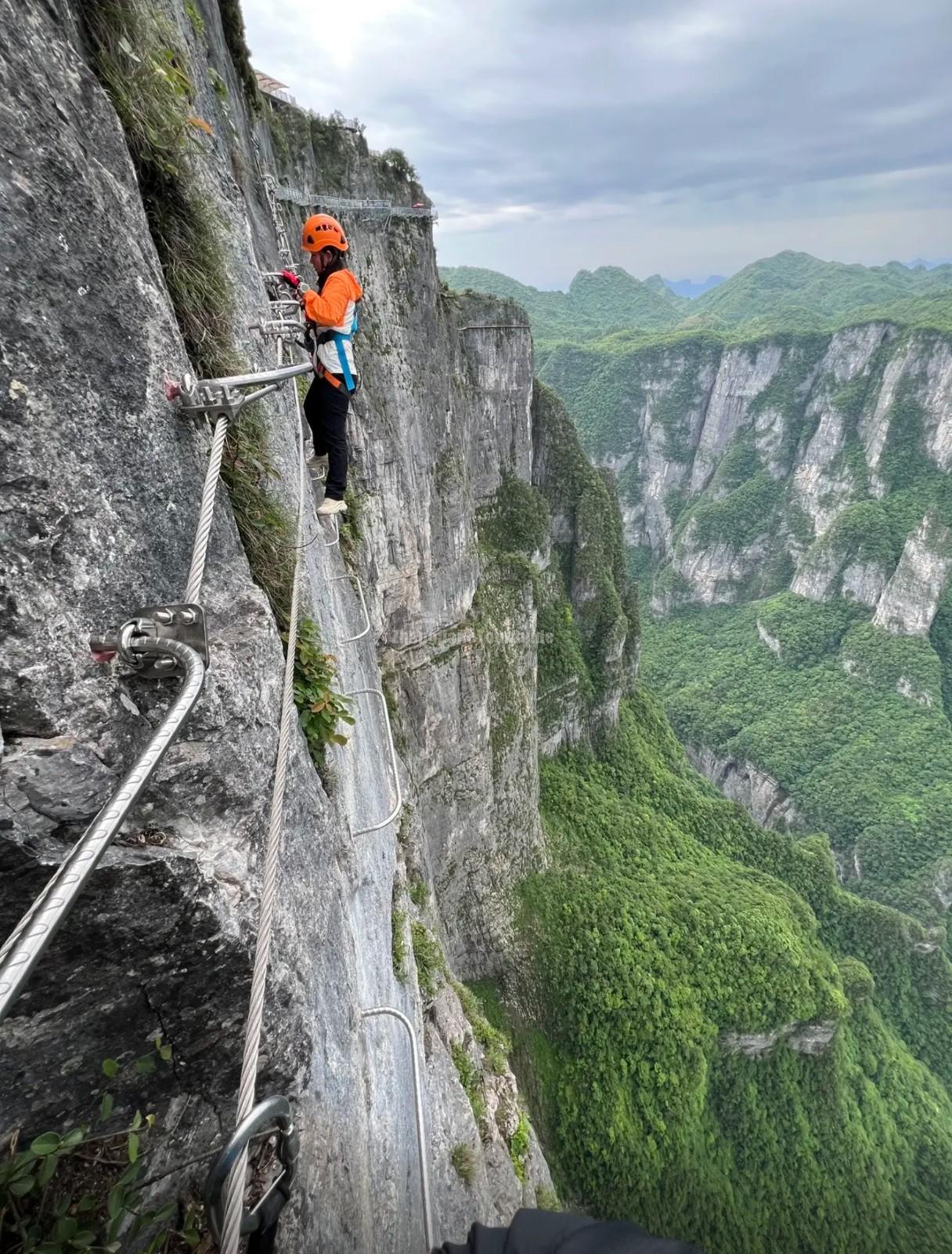 Via Ferrata - Big Wall- Qixing Mountain Zhangjiajie