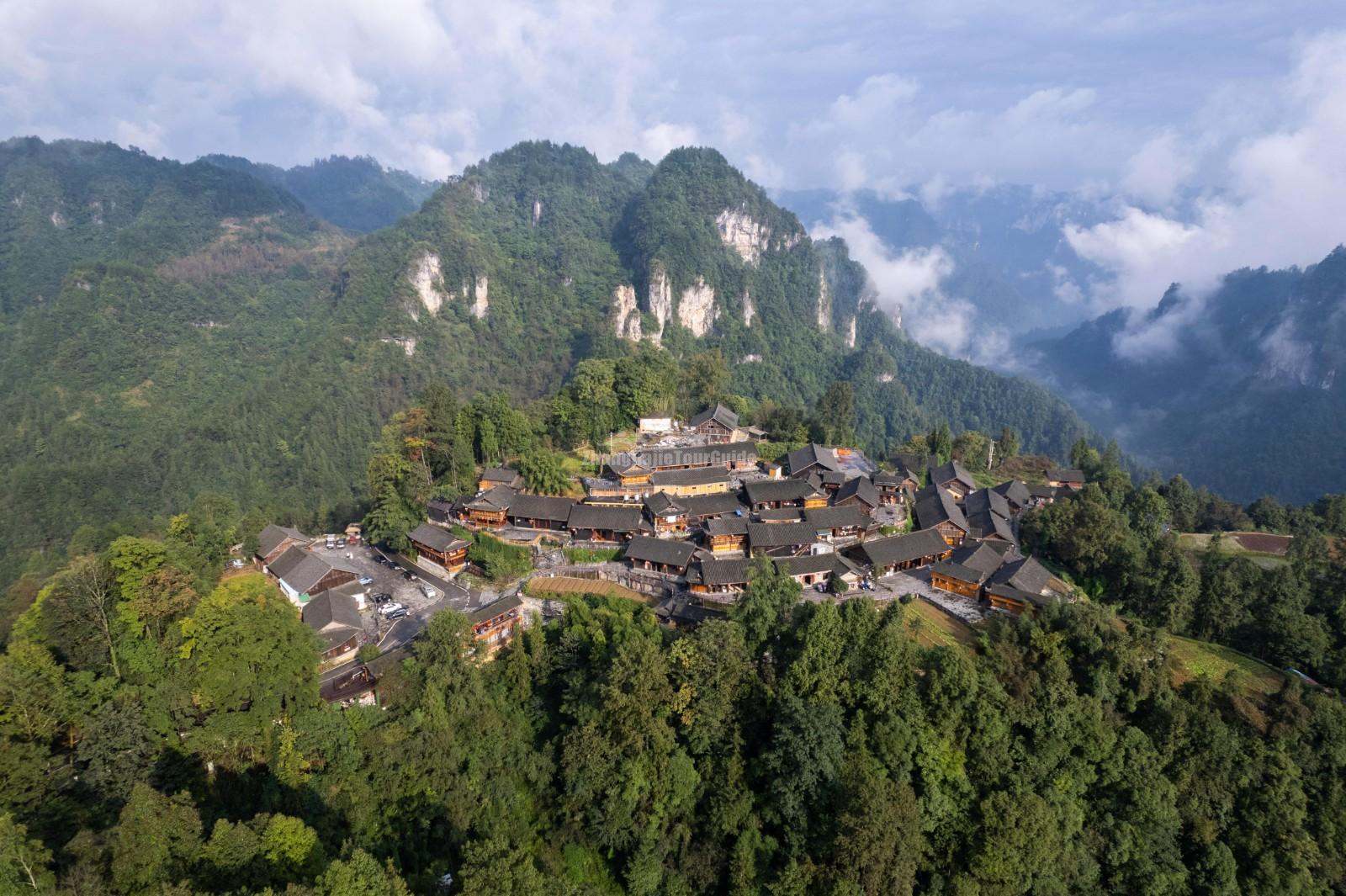 Shibadong Village