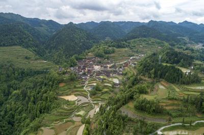 Shibadong Village