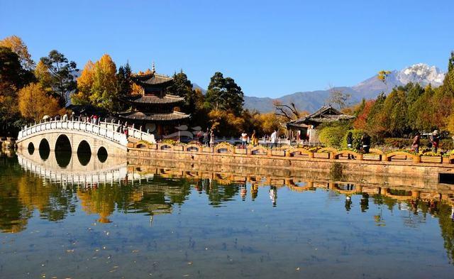 Black Dragon Pool Park Landscape Lijiang