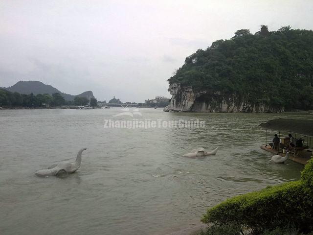 Guilin Elephant Trunk Hill Elephant Sculptures