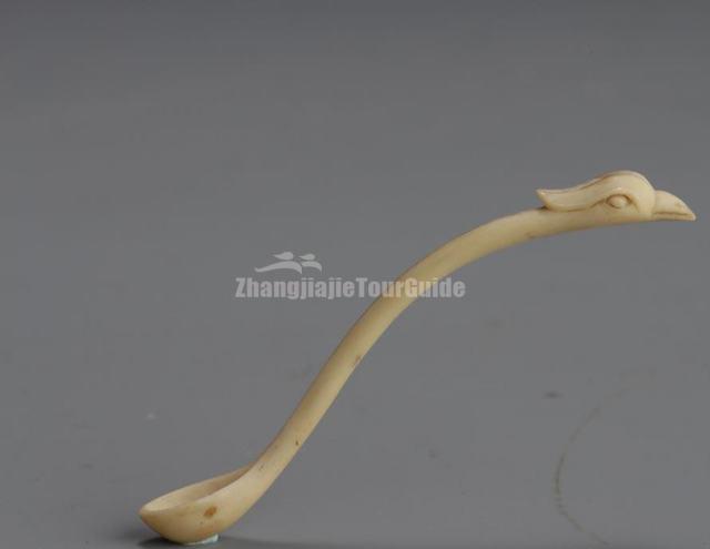 Guangdong Provincial Museum Jade Article