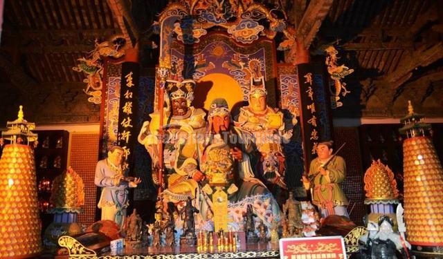 Guanlin Temple Portrait Sculpture Luoyang