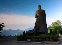 The Bronze Statue of Marshall Helong at Zhangjiajie Helong Park