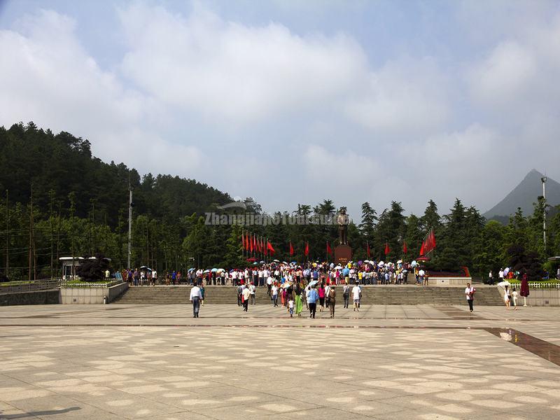 Mao Zedong Bronze Statue Square in Shaoshan 
