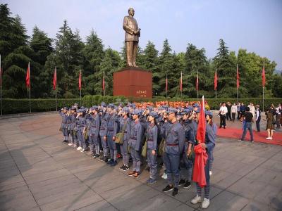 Shaoshan Mao Zedong Bronze Statue Square