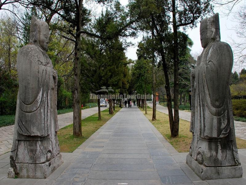 Ming Xiaoling Mausoleum 