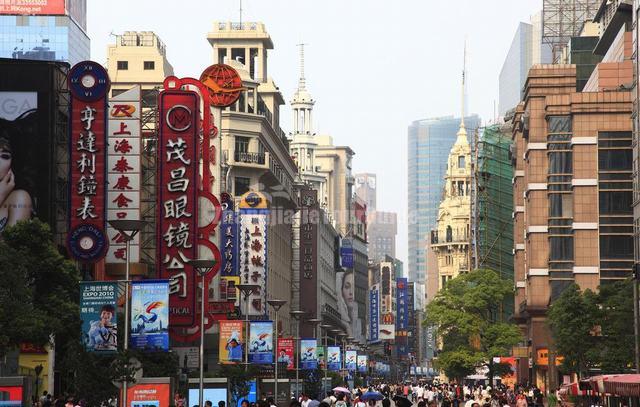 Shanghai Nanjing Road  Architecture