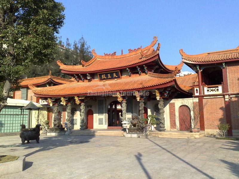 Puguang Temple Zhangjiajie