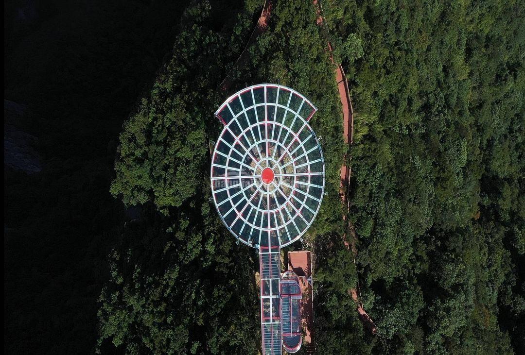Zhangjiajie Qixing Mountain - Eye of the Sky