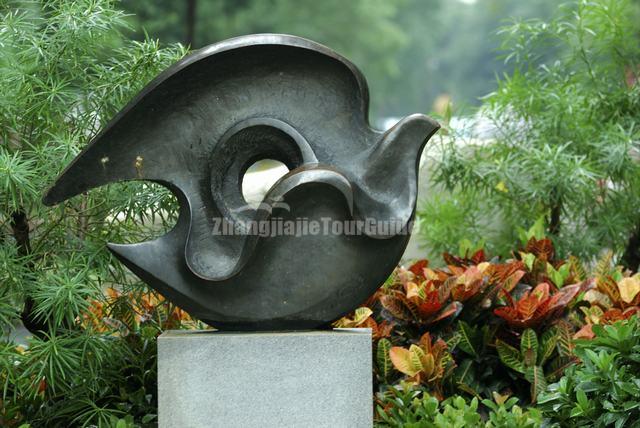 Shamian Island Penguin Sculpture Guangzhou