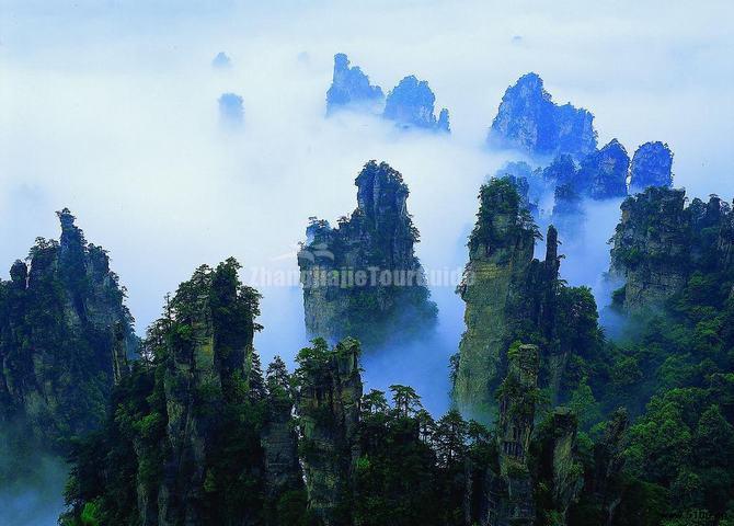 Scenery at Zhangjiajie Suoxi Valley Nature Reserve