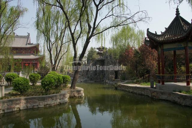 Luoyang White Horse Temple Charming Scenery