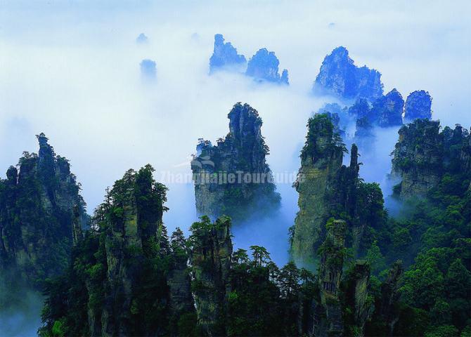 Scenery at Wulingyuan 