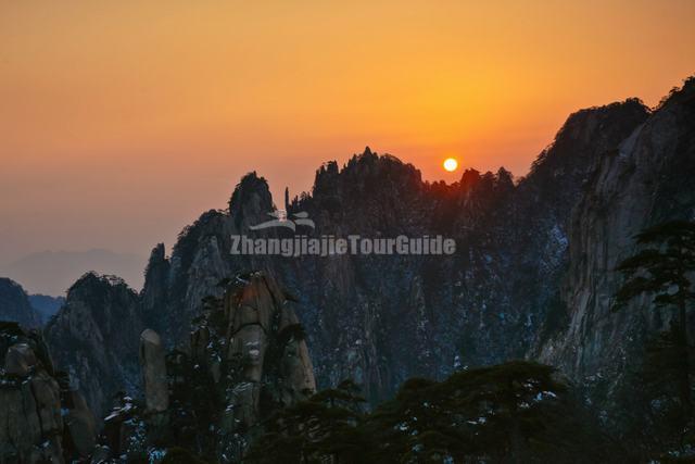 Yellow Mountain Beautiful Sunrise 