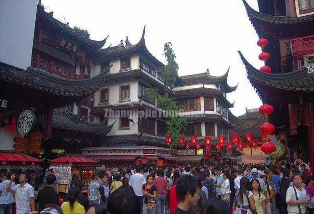 Shanghai Yu Market Booming Scenery