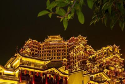 Zhangjiajie 72 Qilou - Tujia Stilted Buildings