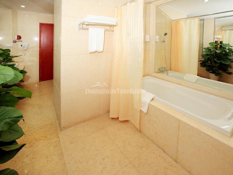 Zhangjiajie State Guest Hotel Bath Room